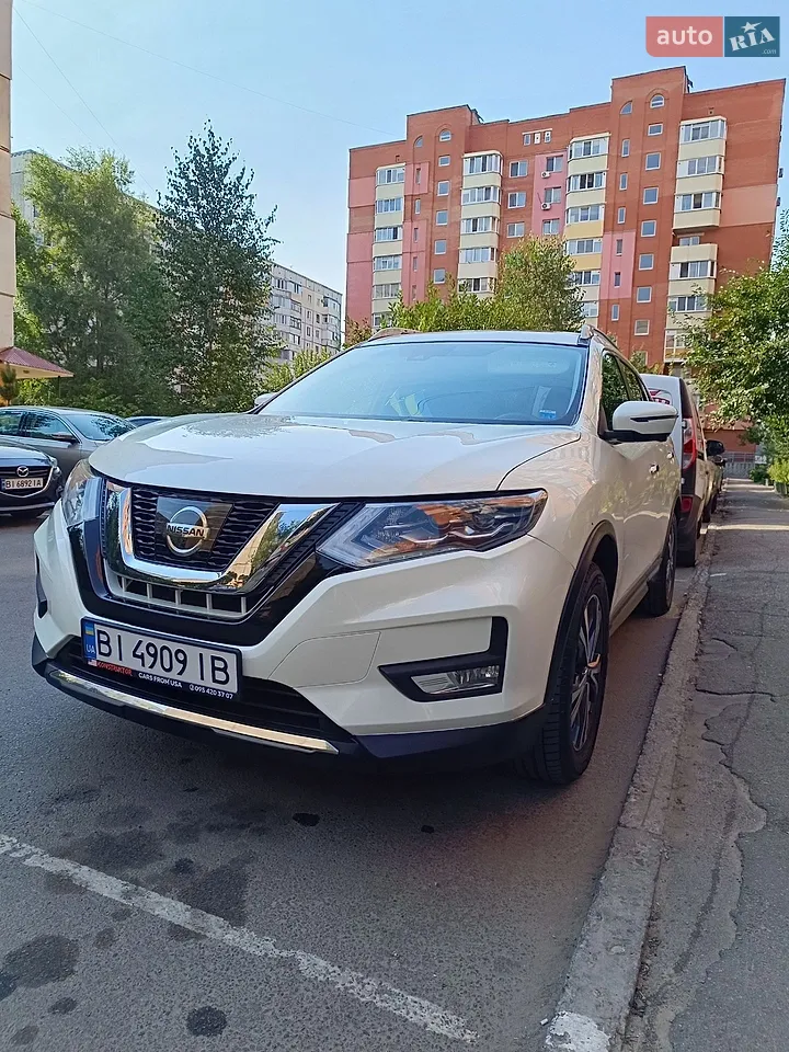 2017 Nissan Rogue - мініатюра 2