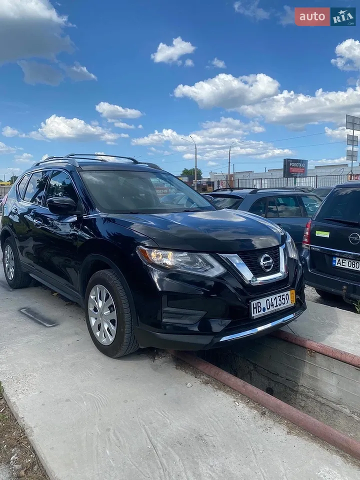 2017 Nissan Rogue - фото 1
