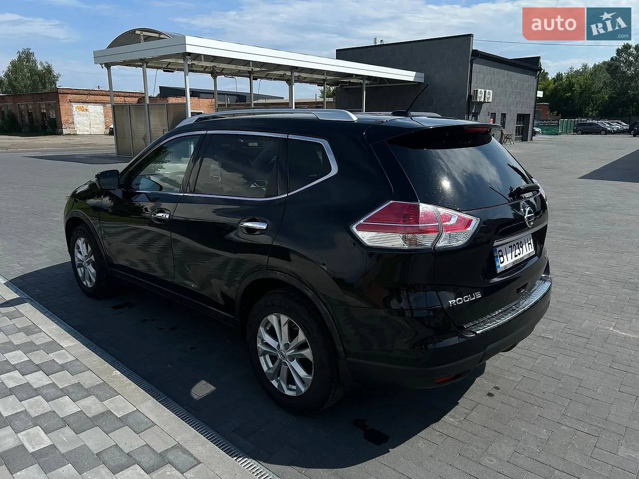 2016 Nissan Rogue - мініатюра 3
