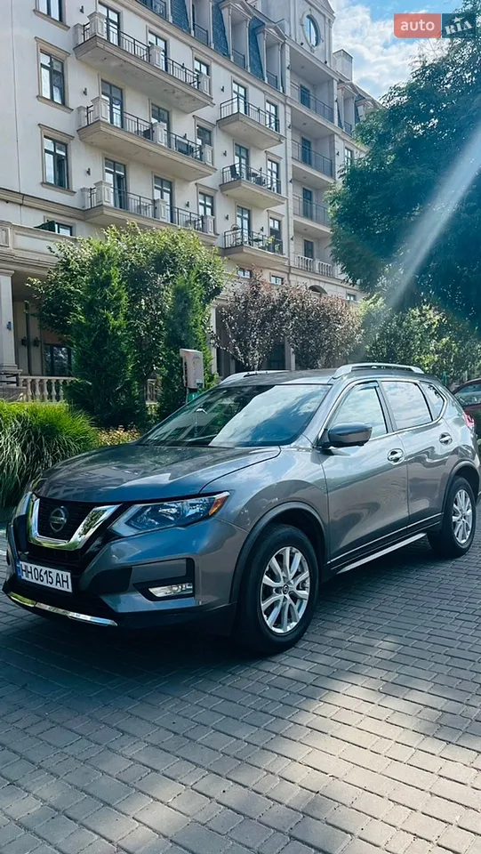 2018 Nissan Rogue - мініатюра 2