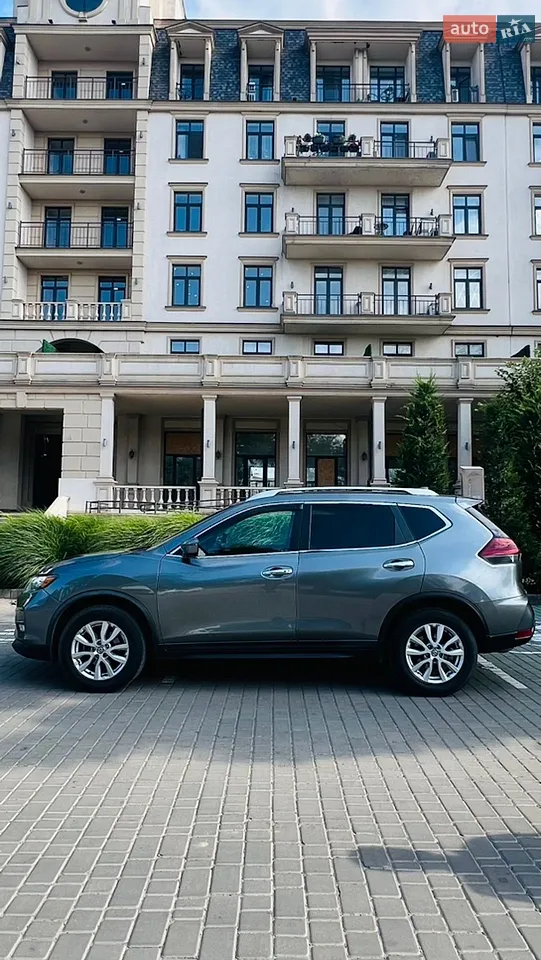 2018 Nissan Rogue - мініатюра 3