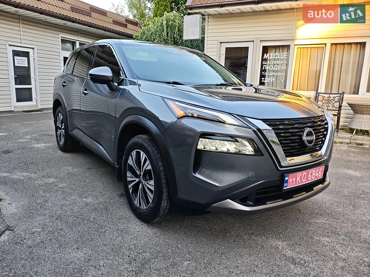 2021 Nissan Rogue - мініатюра 2