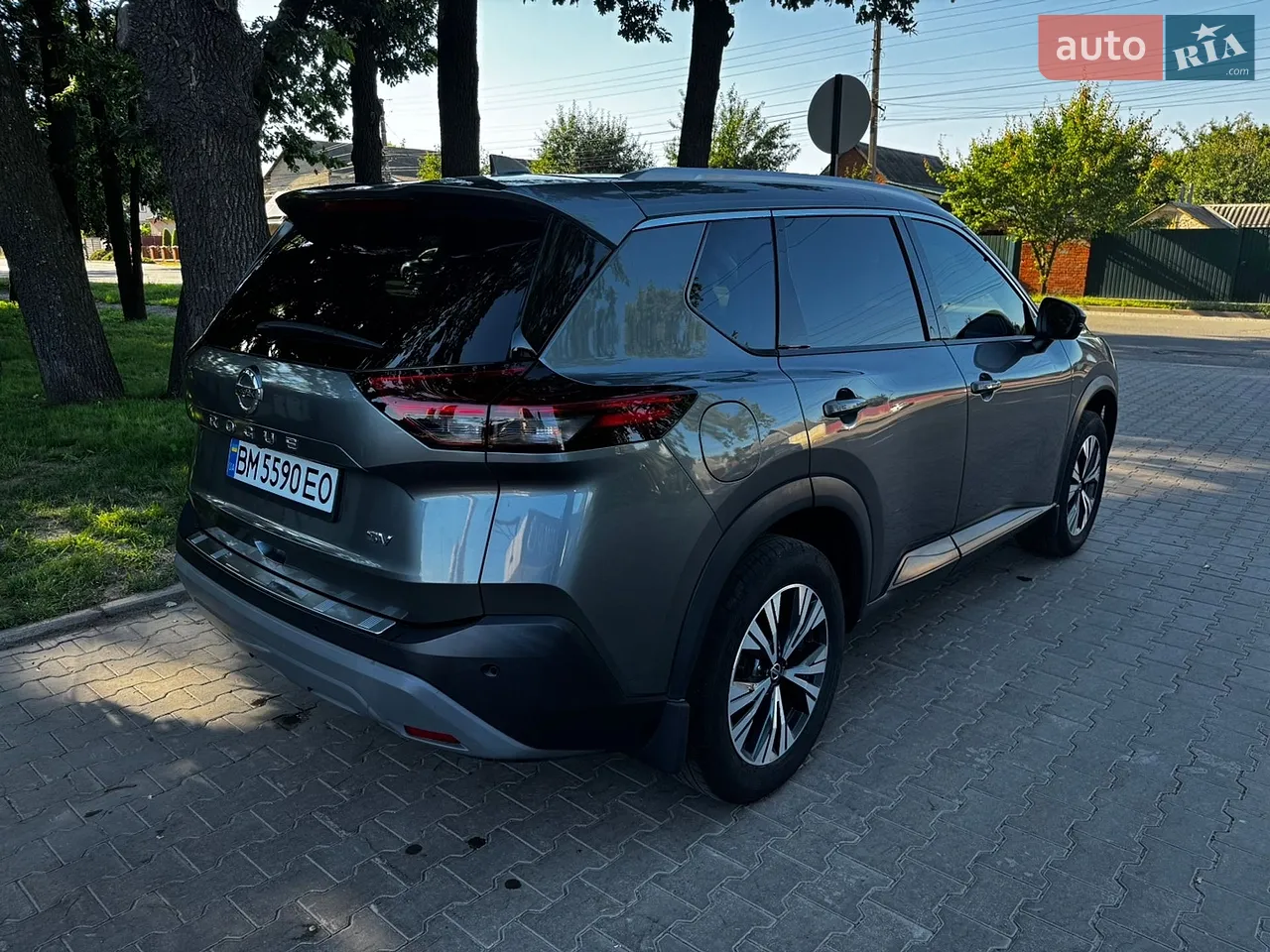 2021 Nissan Rogue - мініатюра 4