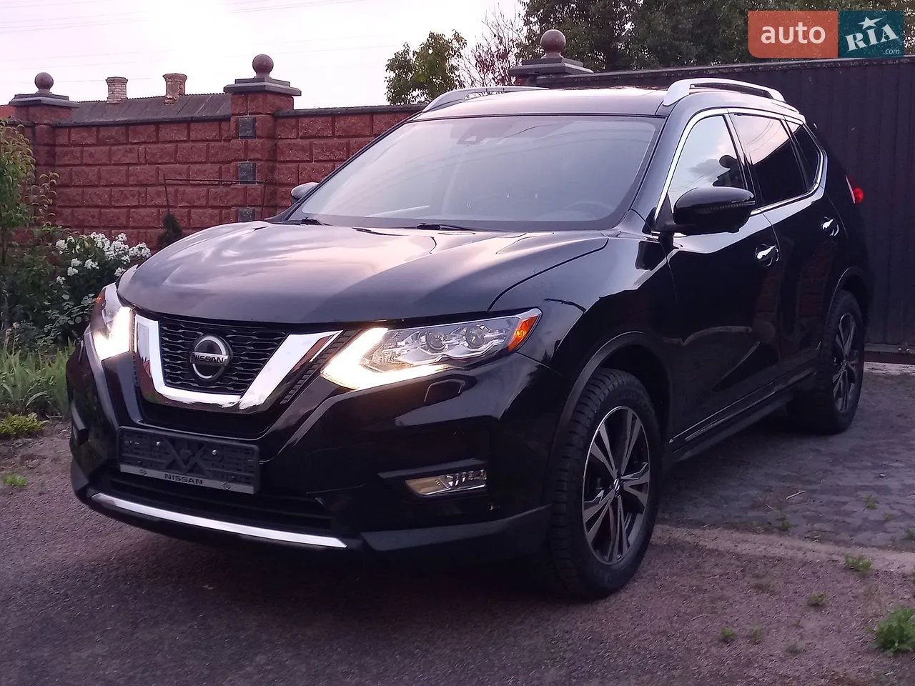 2018 Nissan Rogue - фото 1