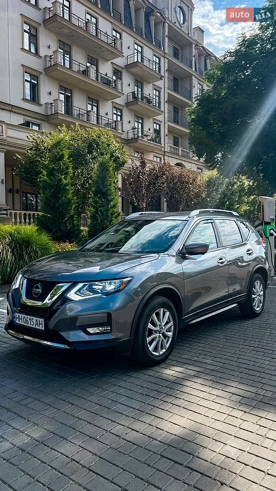 2018 Nissan Rogue - мініатюра 2