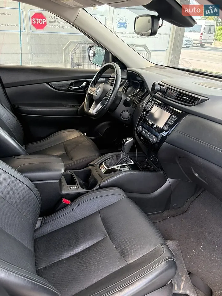 2017 Nissan Rogue - мініатюра 5