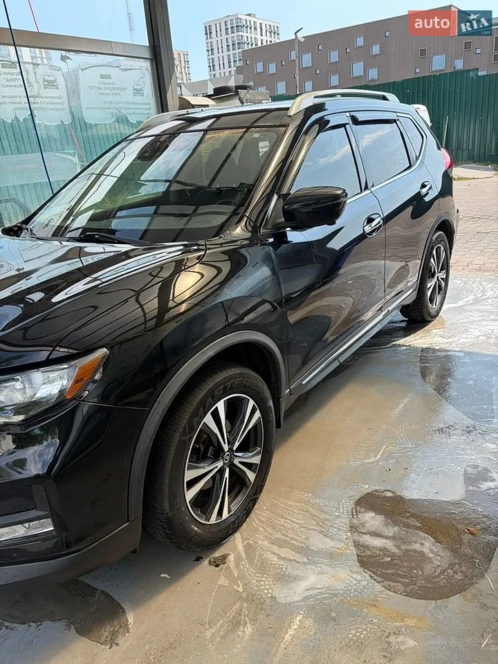2017 Nissan Rogue - мініатюра 2