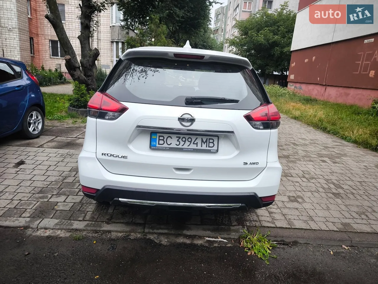 2017 Nissan Rogue - мініатюра 3