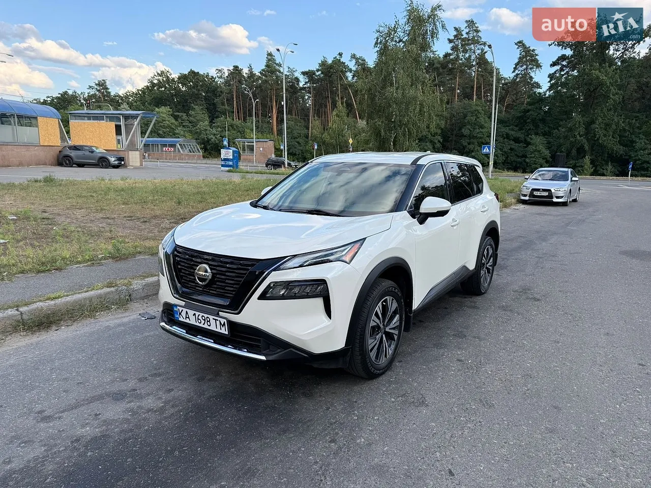 2021 Nissan Rogue - мініатюра 3