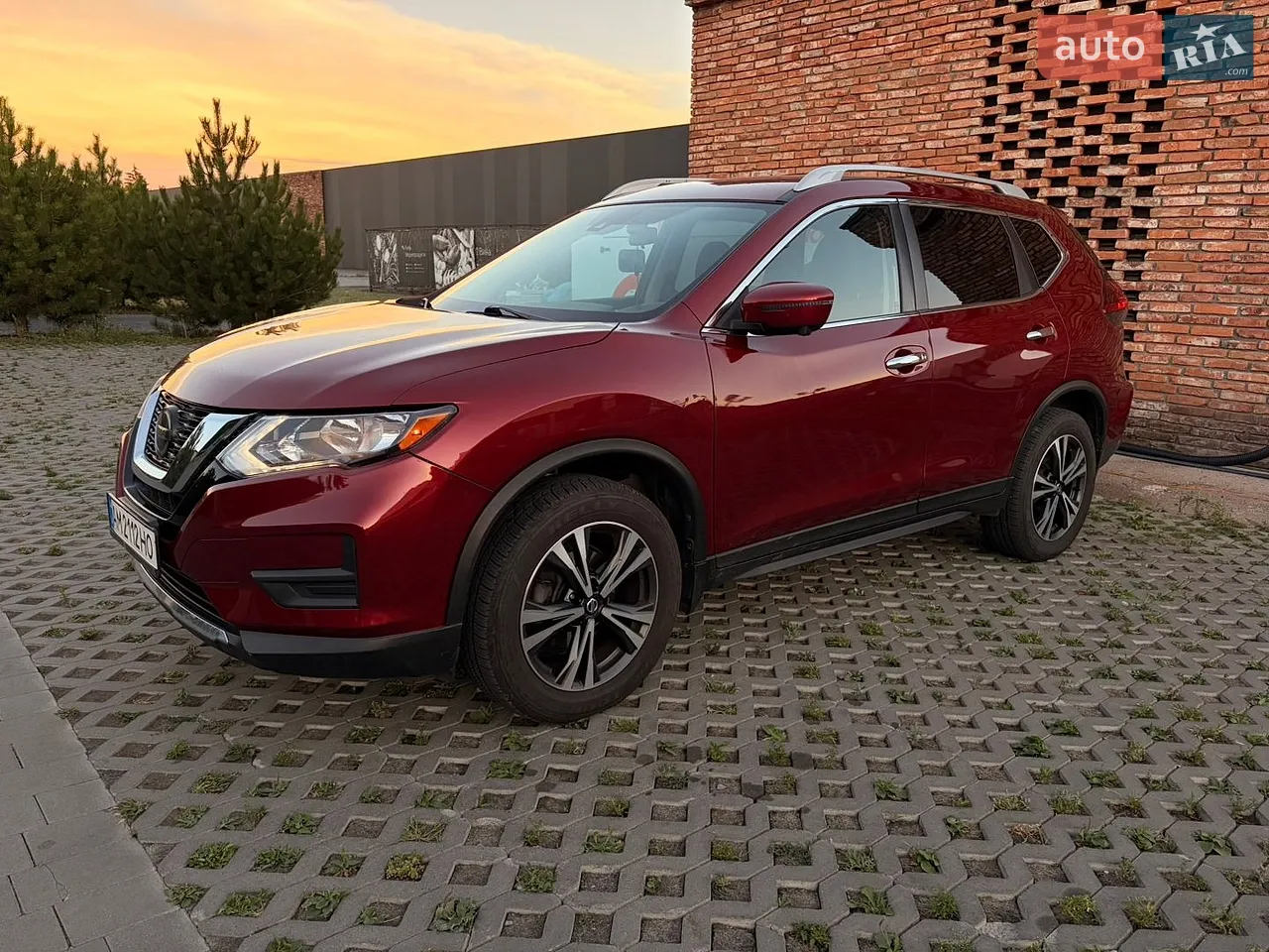 2019 Nissan Rogue - мініатюра 3
