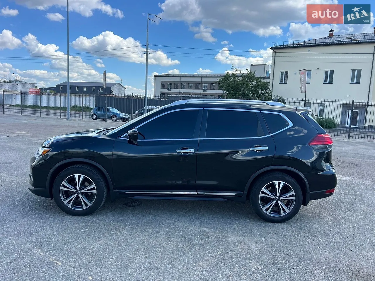 2017 Nissan Rogue - мініатюра 3