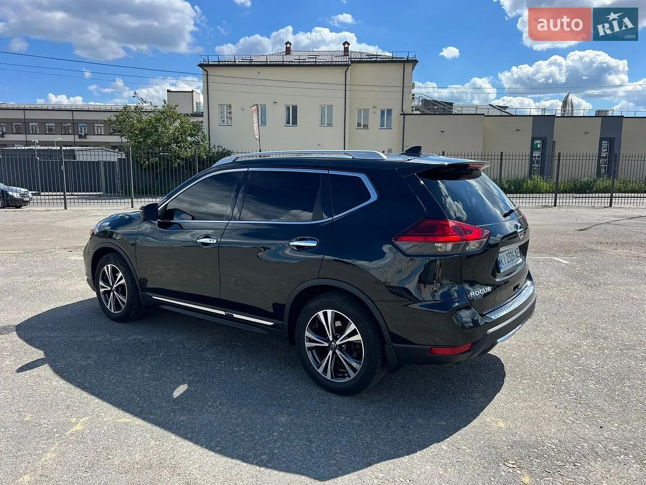 2017 Nissan Rogue - мініатюра 4