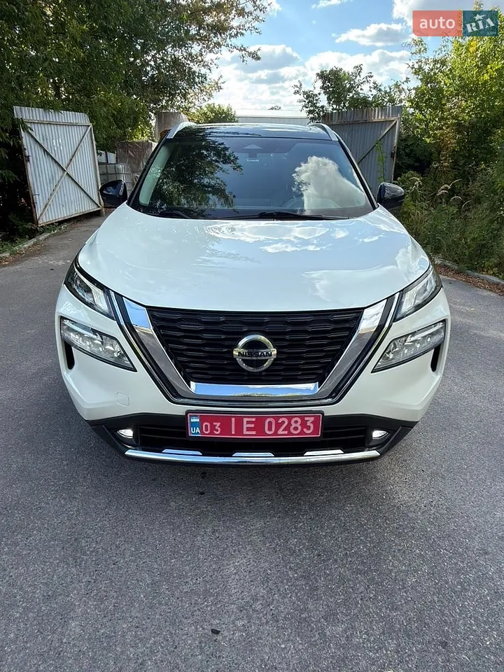 2021 Nissan Rogue - фото 1