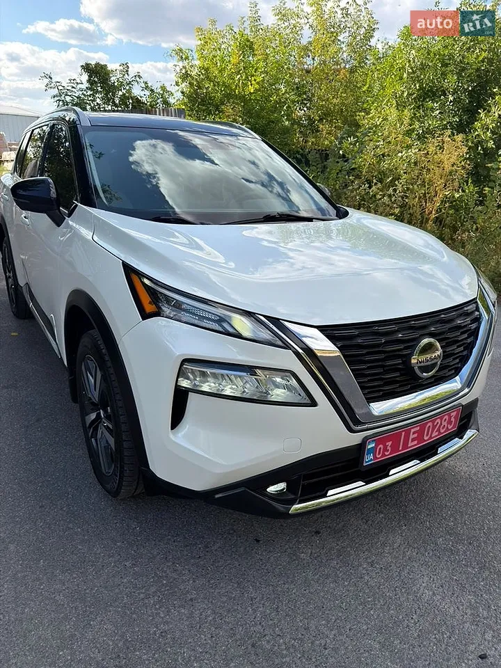 2021 Nissan Rogue - мініатюра 2