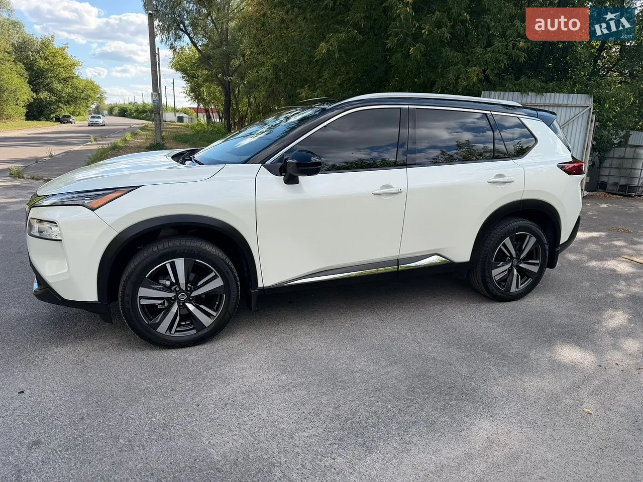 2021 Nissan Rogue - мініатюра 3