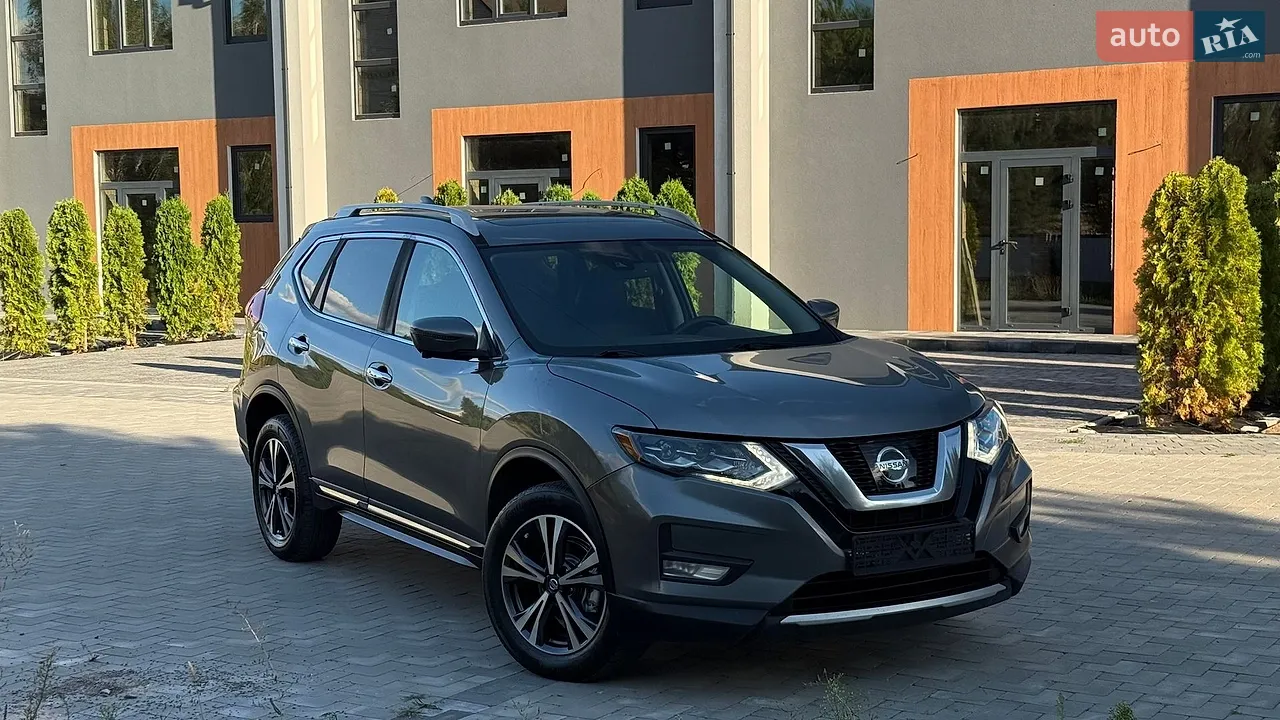 2017 Nissan Rogue - фото 1