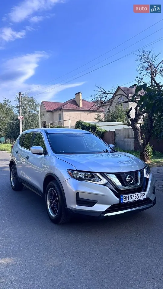 2017 Nissan Rogue - мініатюра 2