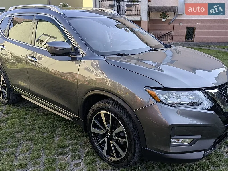Nissan Rogue
