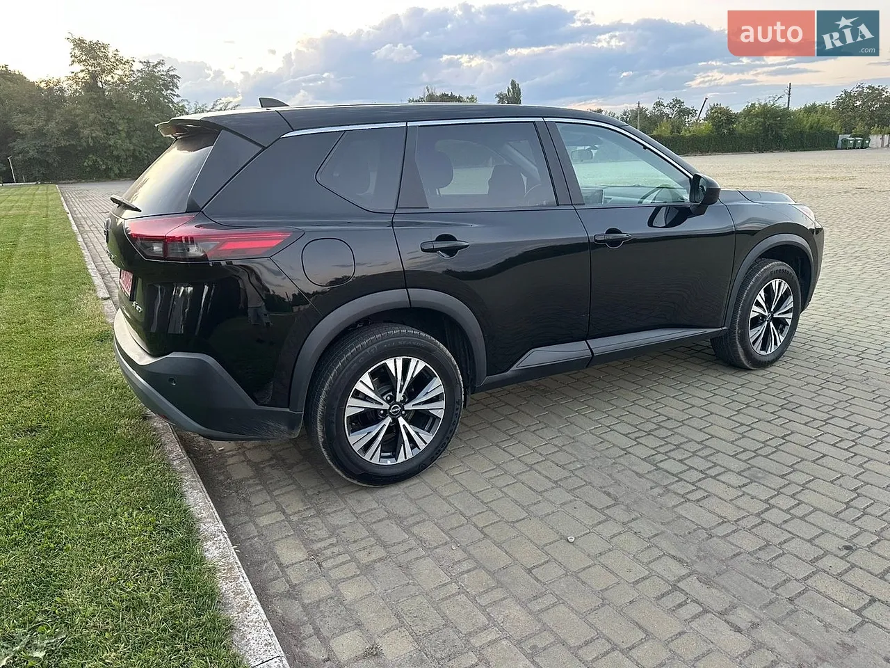 2023 Nissan Rogue - мініатюра 4