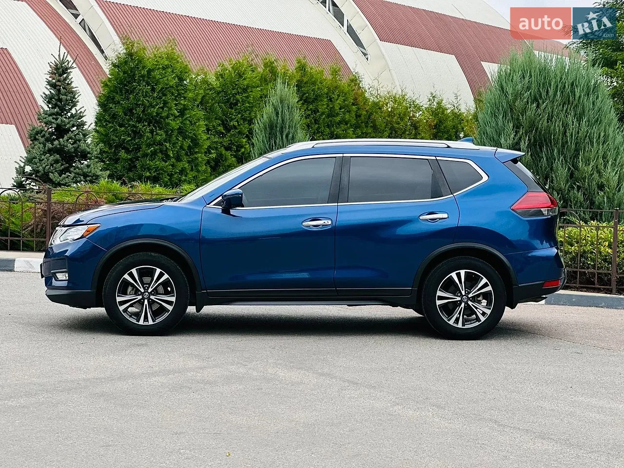 2020 Nissan Rogue - мініатюра 4