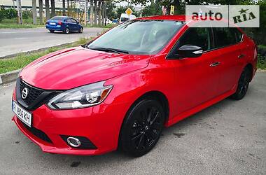 Nissan Sentra SR (Sportier Ride) 2017