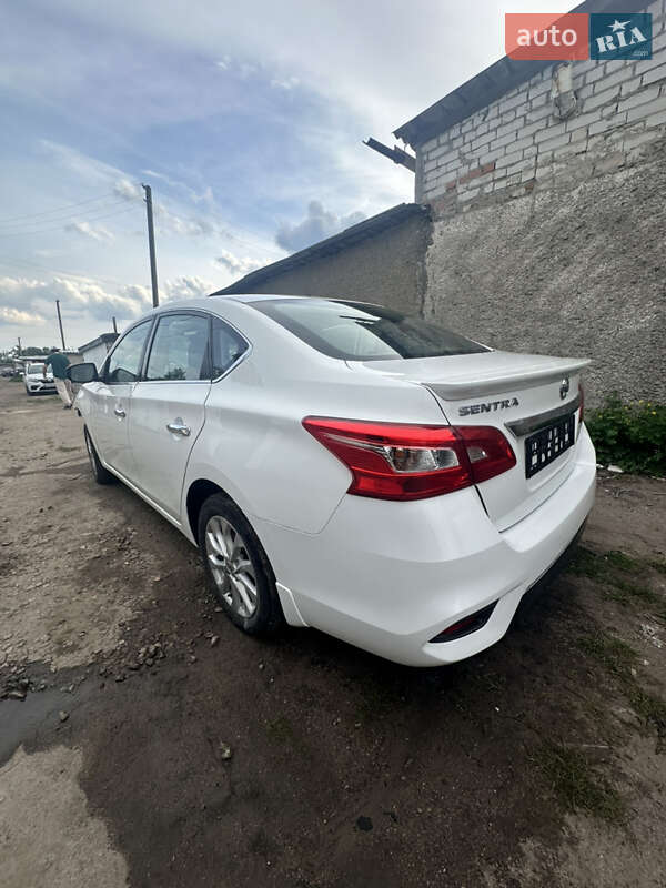 Седан Nissan Sentra