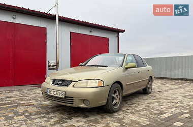 Nissan Sentra  2000