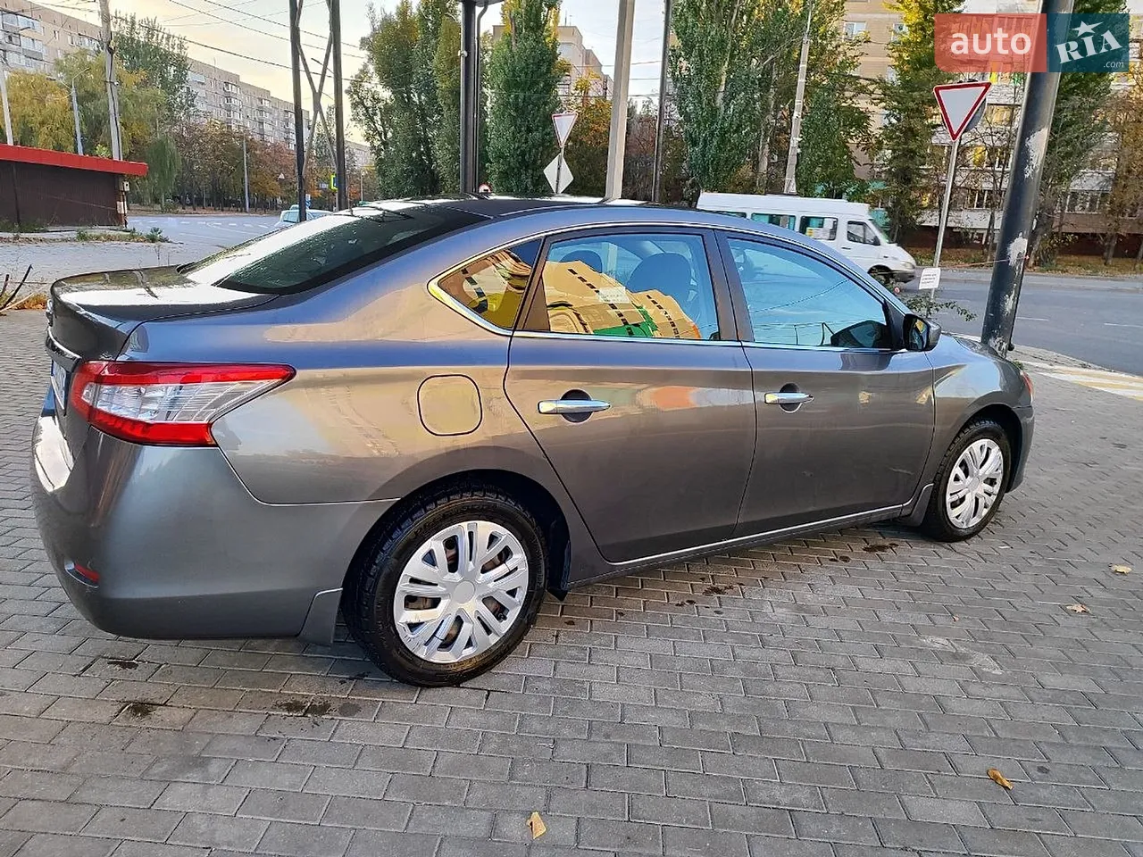 2015 Nissan Sentra - мініатюра 5