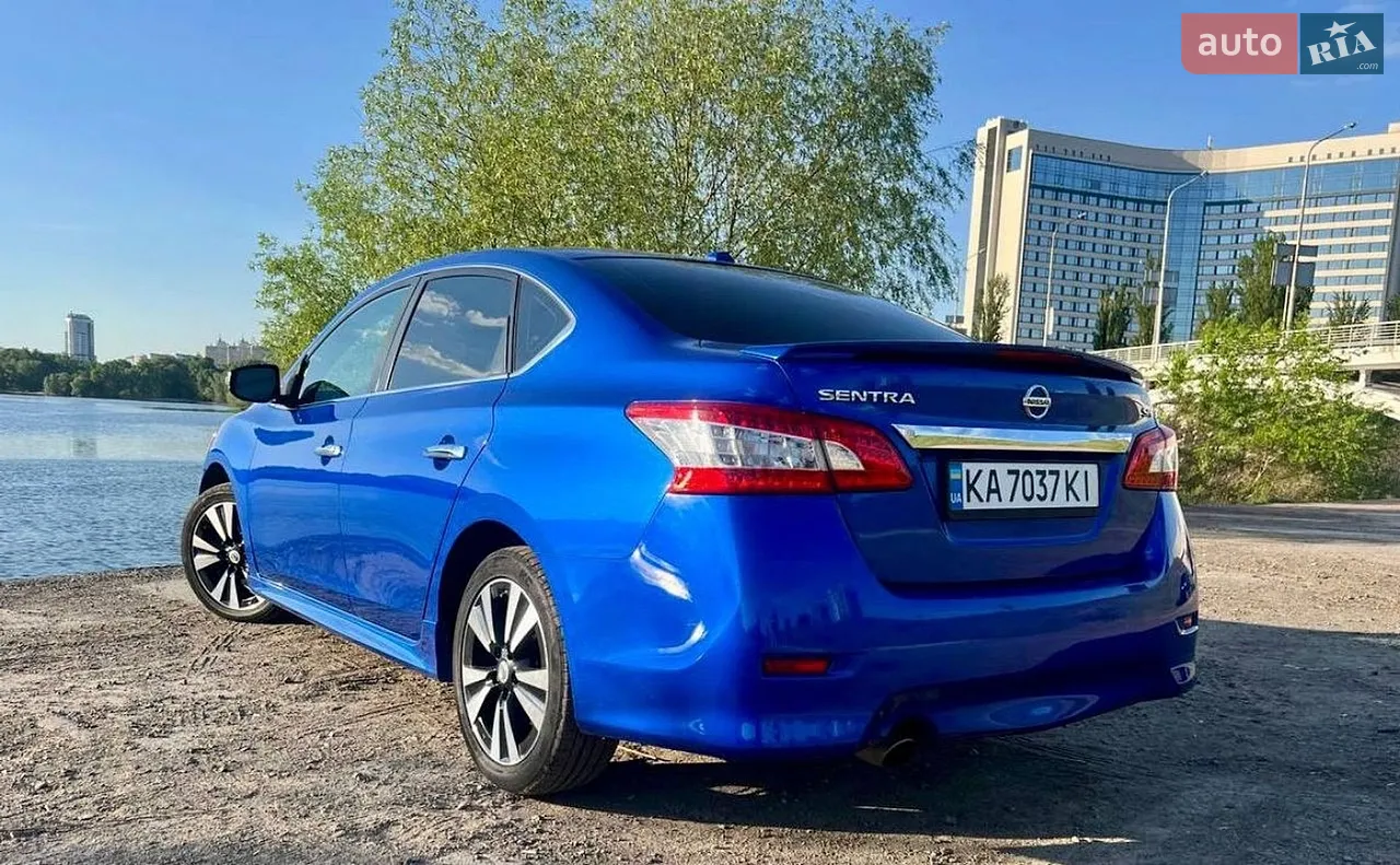 2015 Nissan Sentra - мініатюра 4