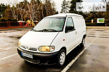 Nissan Serena  1999