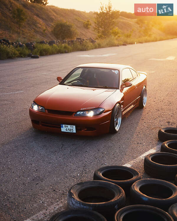 Легковые Nissan Silvia