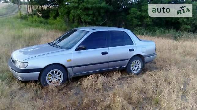 Nissan Sunny 1991 года