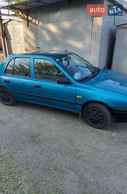 Nissan Sunny 1994