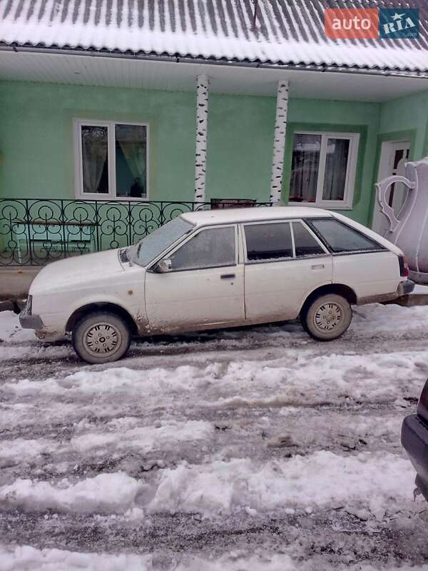 Nissan Sunny 1985 року в Івано-Франківську