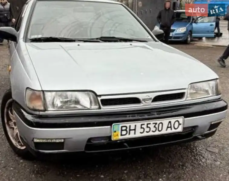 Nissan Sunny 1990