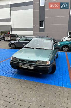 Nissan Sunny  1995