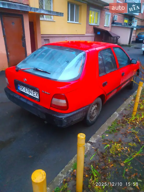 Nissan Sunny 1996
