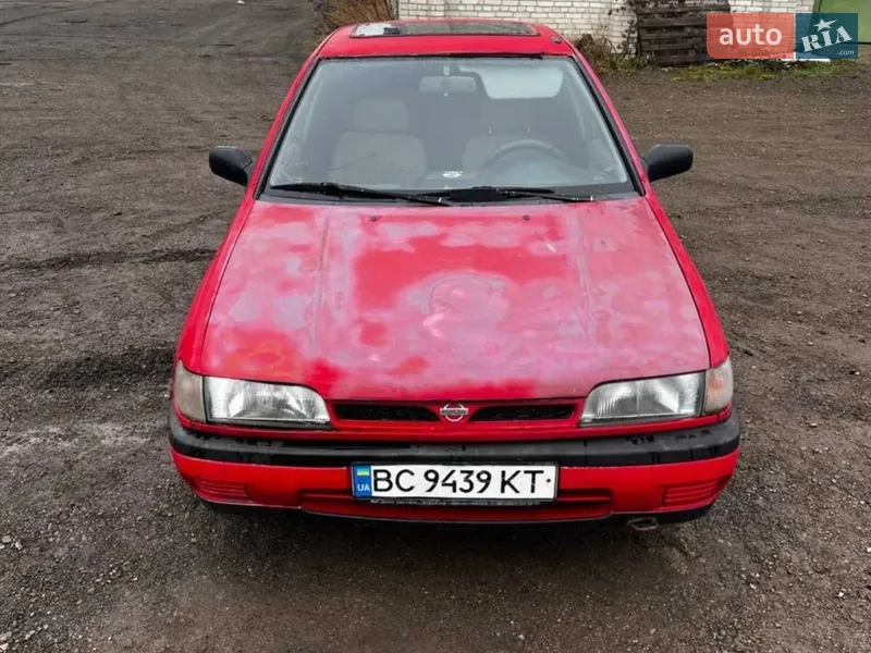 Nissan Sunny 1992