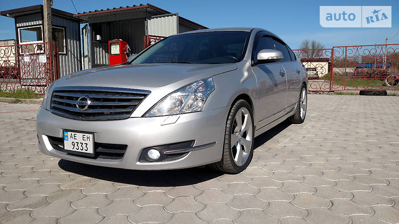 nissan_teana__186273741fx.jpg