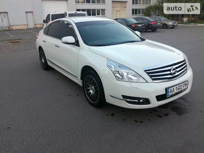 Nissan Teana 2011 года