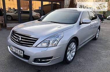 Nissan Teana  2010