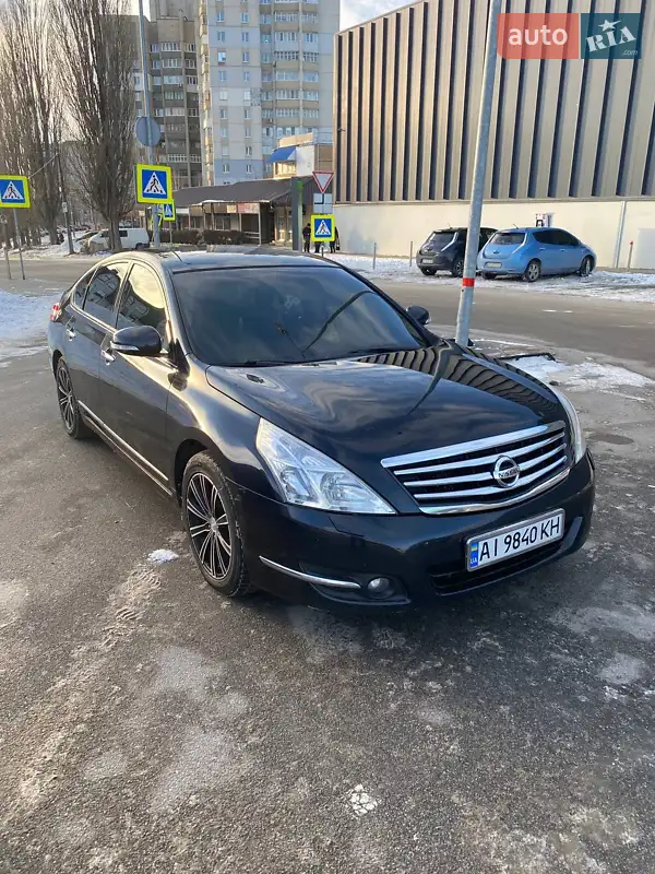 Nissan Teana