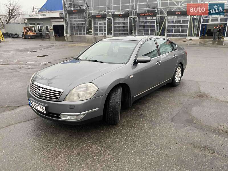 Nissan Teana 2006 року в Миколаїві