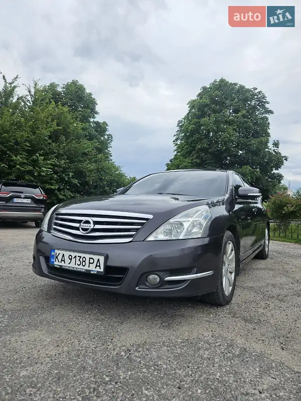Nissan Teana