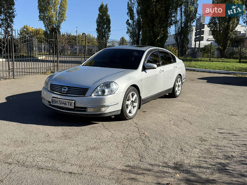 Nissan Teana