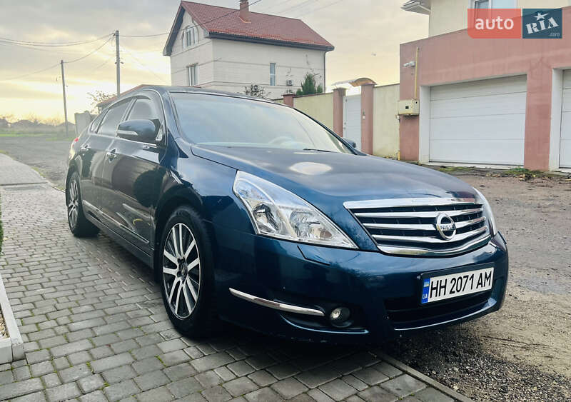 Nissan Teana
