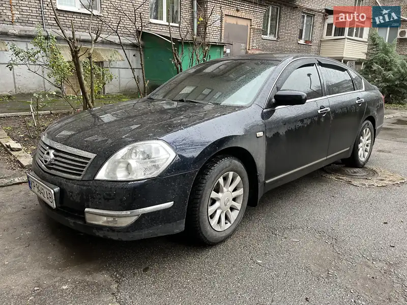 Nissan Teana