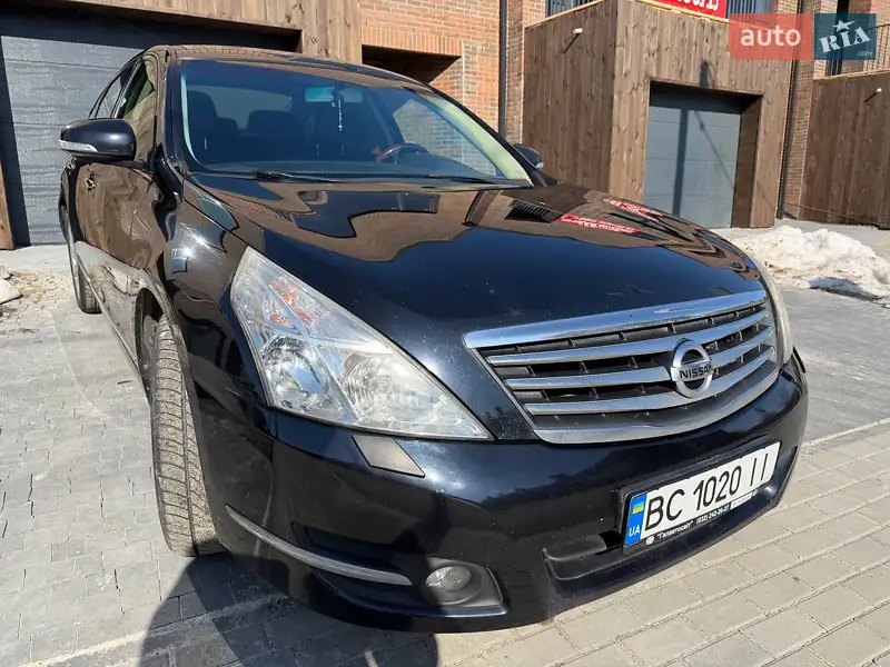 Nissan Teana