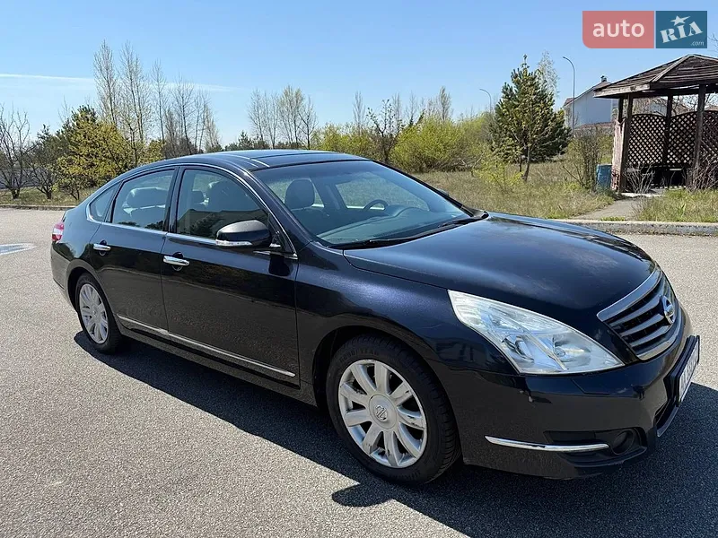 Nissan Teana