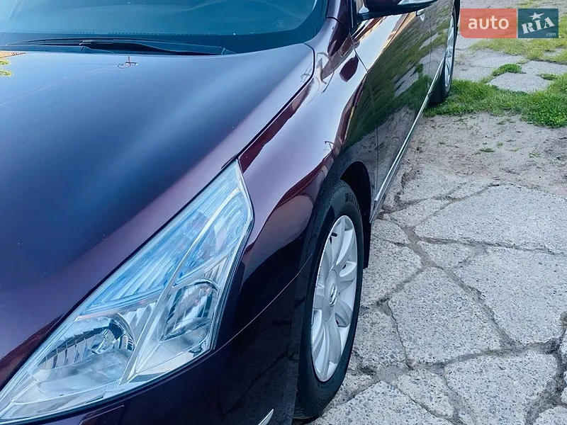 Nissan Teana